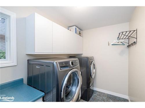 167 Luckport Crescent, Midland, ON - Indoor Photo Showing Laundry Room