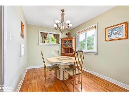 640 Ste Marie Street, Collingwood, ON - Indoor Photo Showing Dining Room