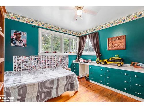 640 Ste Marie Street, Collingwood, ON - Indoor Photo Showing Bedroom