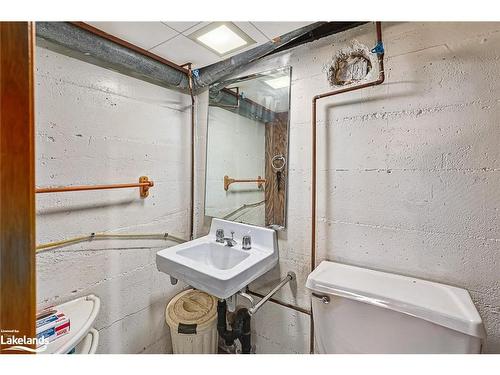 640 Ste Marie Street, Collingwood, ON - Indoor Photo Showing Laundry Room