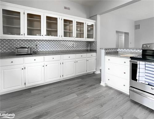 2-209318 26 Highway, The Blue Mountains, ON - Indoor Photo Showing Kitchen