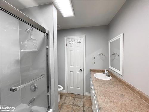 2-209318 26 Highway, The Blue Mountains, ON - Indoor Photo Showing Bathroom