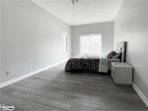 2-209318 26 Highway, The Blue Mountains, ON - Indoor Photo Showing Bedroom