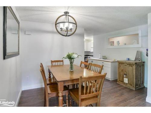 255 Brown Street, Gravenhurst, ON - Indoor Photo Showing Dining Room