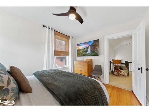 354 Queen Street, Midland, ON - Indoor Photo Showing Bedroom