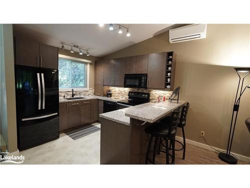 336-5 Dawson Drive, Collingwood, ON - Indoor Photo Showing Kitchen