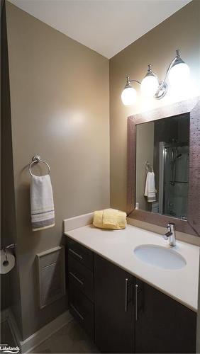 336-5 Dawson Drive, Collingwood, ON - Indoor Photo Showing Bathroom