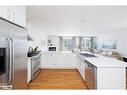 111 Rodney Street, Collingwood, ON  - Indoor Photo Showing Kitchen With Upgraded Kitchen 