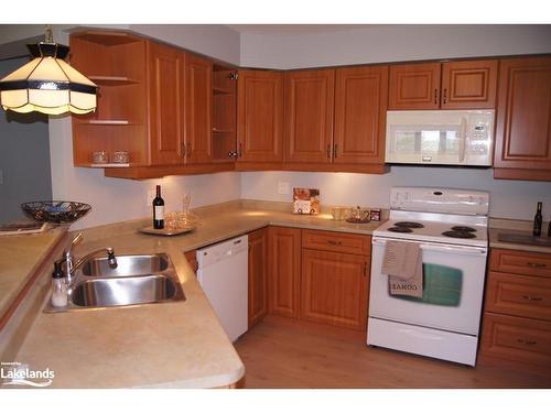 301-24 Dairy Lane, Huntsville, ON - Indoor Photo Showing Kitchen With Double Sink