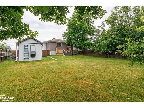 459 Second Street, Collingwood, ON - Outdoor With Backyard