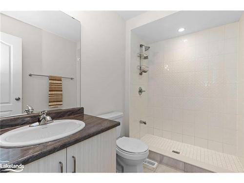 4 Country Trail, Port Severn, ON - Indoor Photo Showing Bathroom