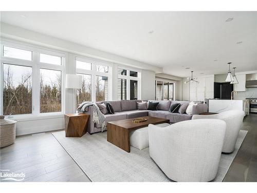 174 Springside Crescent, The Blue Mountains, ON - Indoor Photo Showing Living Room