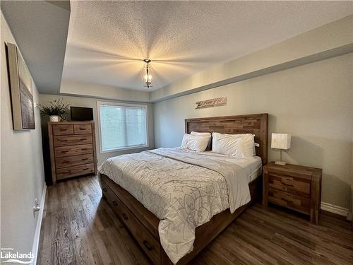 107-5 Anchorage Crescent, Collingwood, ON - Indoor Photo Showing Bedroom