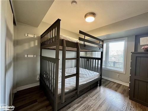 107-5 Anchorage Crescent, Collingwood, ON - Indoor Photo Showing Bedroom