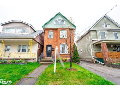 162 Avondale Street, Hamilton, ON - Outdoor With Deck Patio Veranda With Facade