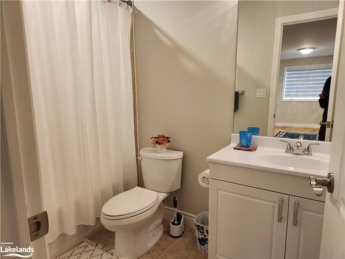 40 Waterview Road, Wasaga Beach, ON - Indoor Photo Showing Bathroom