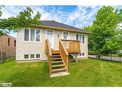 40 Waterview Road, Wasaga Beach, ON - Outdoor With Deck Patio Veranda