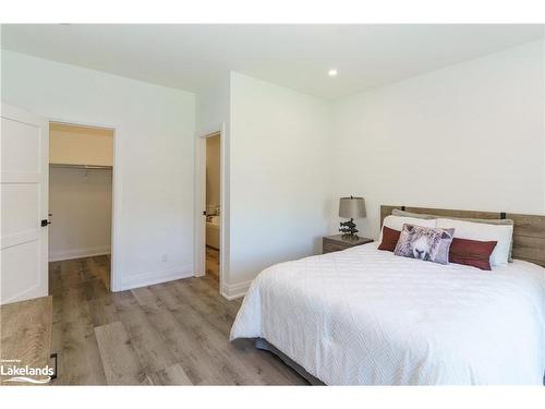 13 Blue Birch Lane, Huntsville, ON - Indoor Photo Showing Bedroom