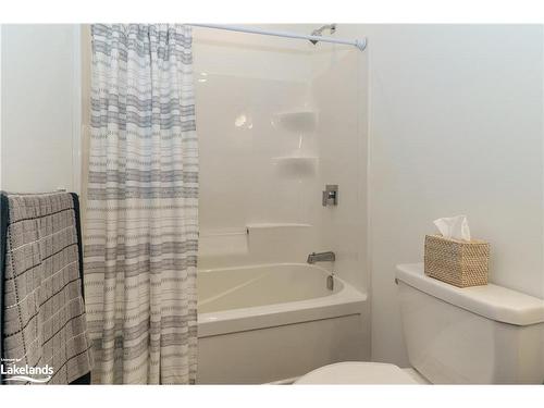 13 Blue Birch Lane, Huntsville, ON - Indoor Photo Showing Bathroom