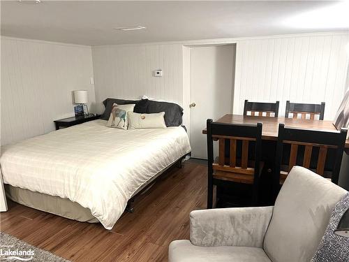 249 Pine Street, Collingwood, ON - Indoor Photo Showing Bedroom