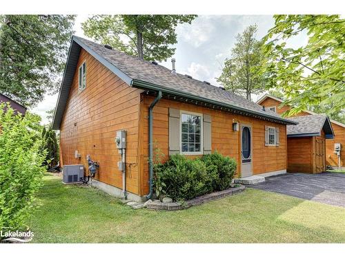 19 Cabin Crescent, Wasaga Beach, ON - Outdoor With Exterior