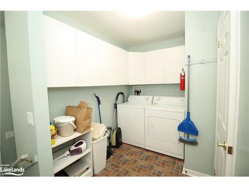 50 Pineridge Gate, Gravenhurst, ON - Indoor Photo Showing Laundry Room