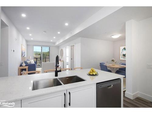 318-4 Kimberly Lane, Collingwood, ON - Indoor Photo Showing Kitchen With Double Sink