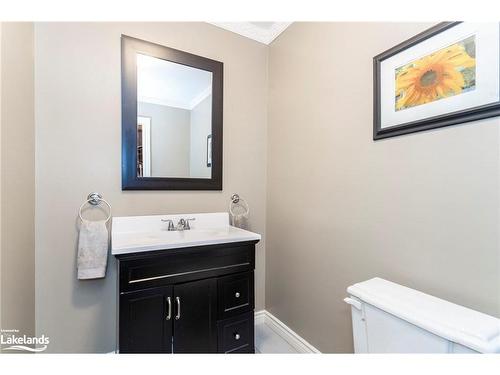 66 Joliet Crescent, Tiny, ON - Indoor Photo Showing Bathroom