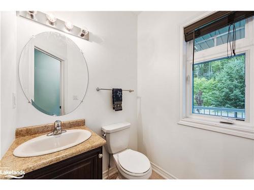 58 Isabella Drive, Orillia, ON - Indoor Photo Showing Bathroom