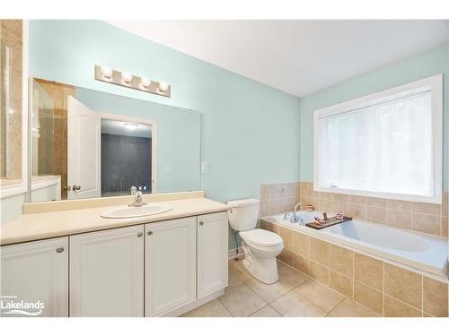 58 Isabella Drive, Orillia, ON - Indoor Photo Showing Bathroom