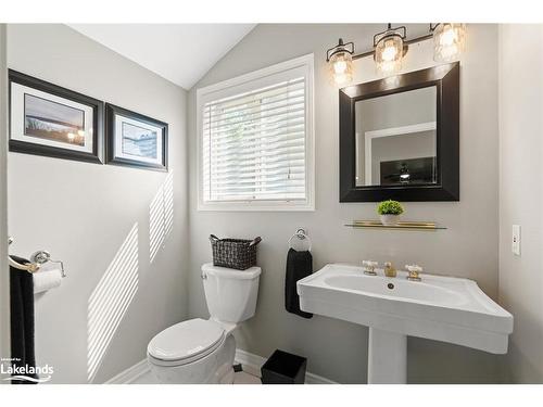 57 Bernard Crescent, Sundridge, ON - Indoor Photo Showing Bathroom