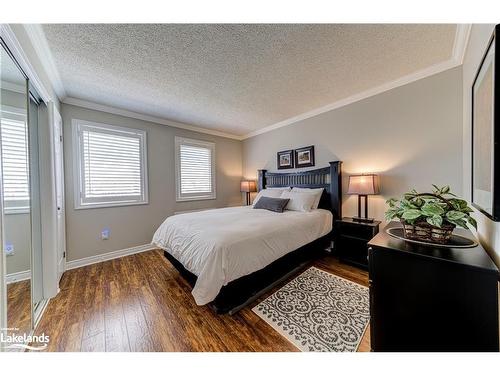 705-796468 Grey Road 19, The Blue Mountains, ON - Indoor Photo Showing Bedroom