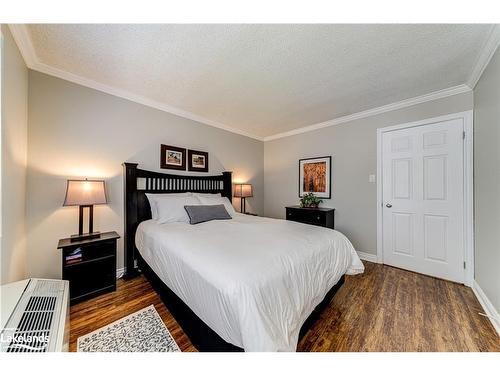 705-796468 Grey Road 19, The Blue Mountains, ON - Indoor Photo Showing Bedroom