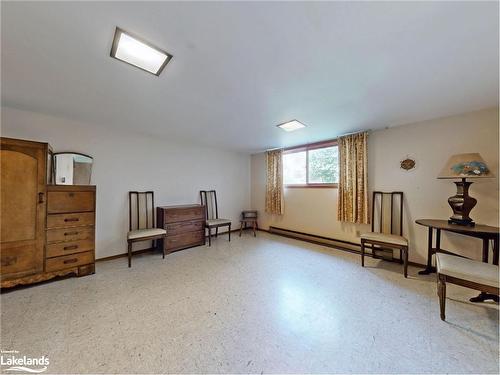 738 River Road E, Wasaga Beach, ON - Indoor Photo Showing Other Room
