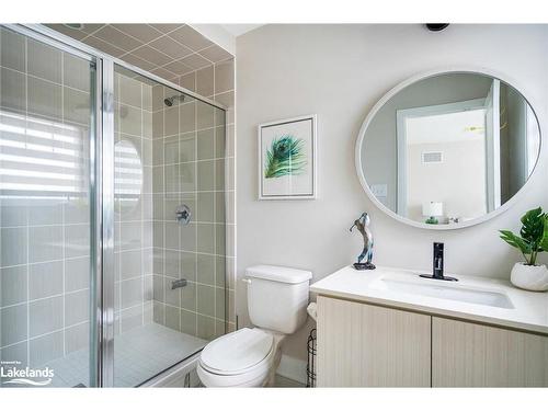 53 Tracey Lane, Collingwood, ON - Indoor Photo Showing Bathroom