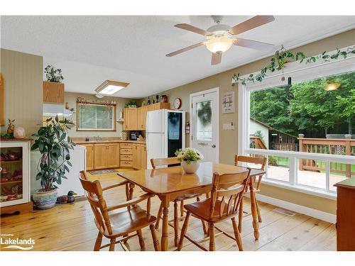 1198 Rodeo Road, Sundridge, ON - Indoor Photo Showing Dining Room