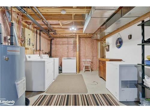 1198 Rodeo Road, Sundridge, ON - Indoor Photo Showing Laundry Room