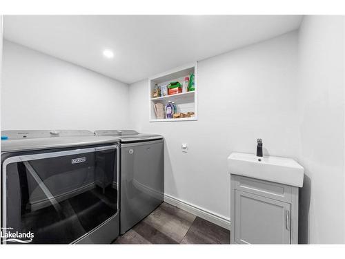 5 Bellehumeur Road, Tiny, ON - Indoor Photo Showing Laundry Room