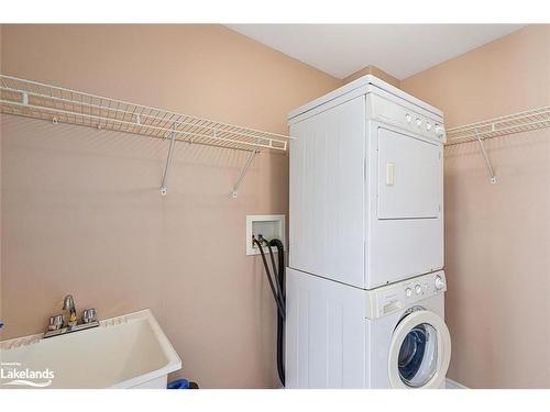 111 Seline Crescent, Barrie, ON - Indoor Photo Showing Laundry Room
