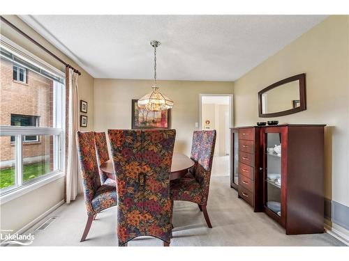 40 Etherington Crescent, Barrie, ON - Indoor Photo Showing Dining Room