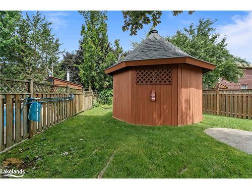 40 Etherington Crescent, Barrie, ON - Outdoor With Backyard