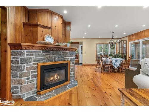 928 Jones Lane, Huntsville, ON - Indoor Photo Showing Living Room With Fireplace