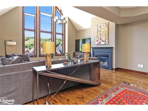 119 Venture Boulevard, The Blue Mountains, ON - Indoor Photo Showing Living Room With Fireplace