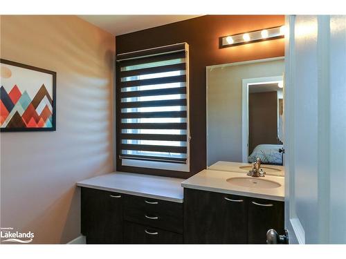 119 Venture Boulevard, The Blue Mountains, ON - Indoor Photo Showing Bathroom