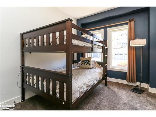 119 Venture Boulevard, The Blue Mountains, ON - Indoor Photo Showing Bedroom