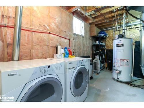 119 Venture Boulevard, The Blue Mountains, ON - Indoor Photo Showing Laundry Room