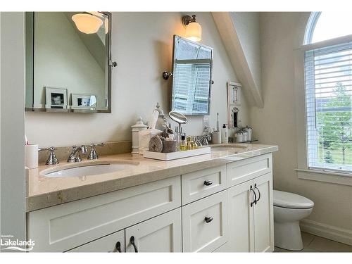 141 Snowbridge Way, The Blue Mountains, ON - Indoor Photo Showing Bathroom