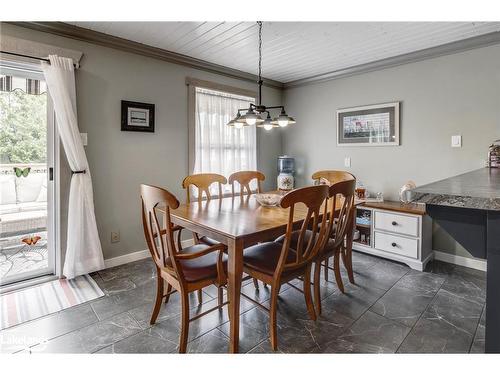 100 Peel Street, Penetanguishene, ON - Indoor Photo Showing Dining Room