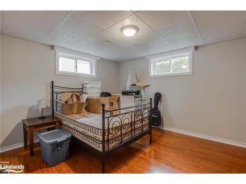 100 Peel Street, Penetanguishene, ON - Indoor Photo Showing Bedroom