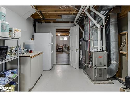 100 Peel Street, Penetanguishene, ON - Indoor Photo Showing Basement